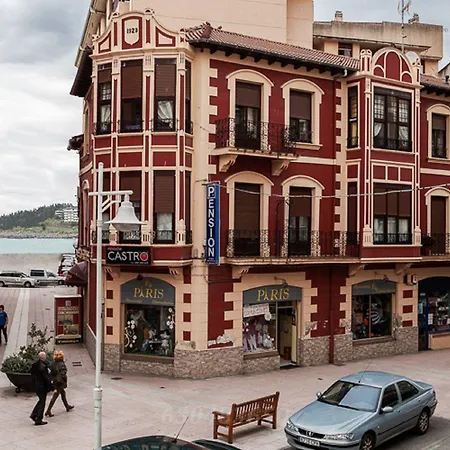Pensión De 3*