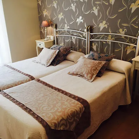 Guest house Hosteria De Castro 3*