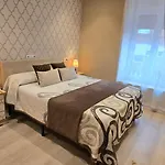 De 3*
