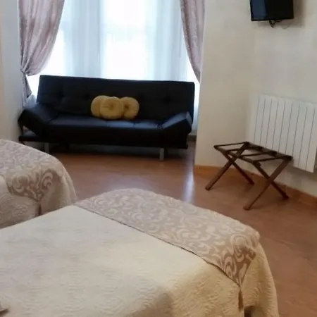 De カストロ・ウルディアレス