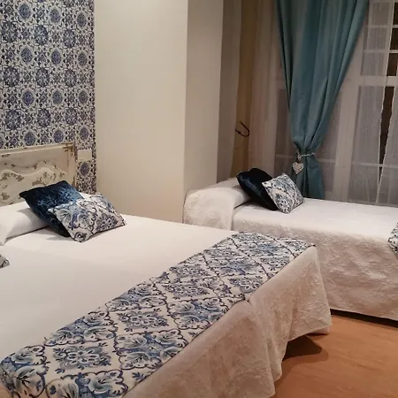 De ゲストハウス カストロ・ウルディアレス